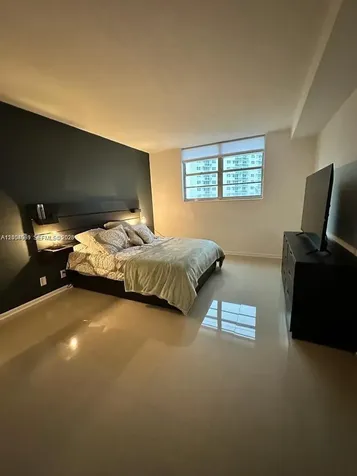 3000 S Ocean Drive Hollywood FL 33019