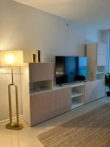 3000 S Ocean Drive Hollywood FL 33019