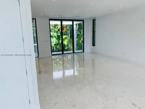 785 Harbor Drive Key Biscayne FL 33149