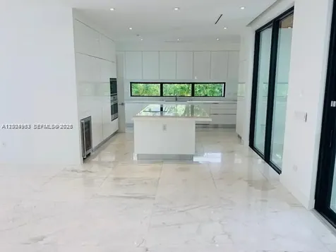785 Harbor Drive Key Biscayne FL 33149