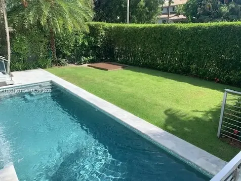 785 Harbor Drive Key Biscayne FL 33149