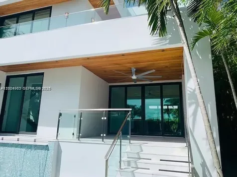 785 Harbor Drive Key Biscayne FL 33149