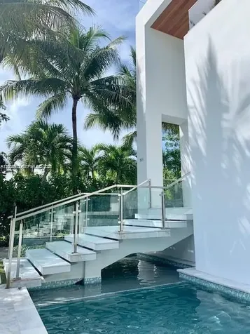 785 Harbor Drive Key Biscayne FL 33149