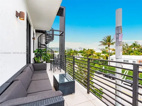 1030 15th Street Miami Beach FL 33139