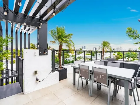 1030 15th Street Miami Beach FL 33139