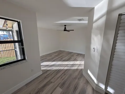 640 SW 113th Terrace Pembroke Pines FL 33025