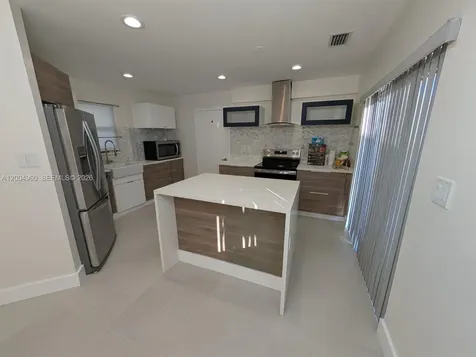 640 SW 113th Terrace Pembroke Pines FL 33025