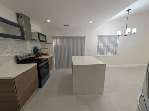 640 SW 113th Terrace Pembroke Pines FL 33025