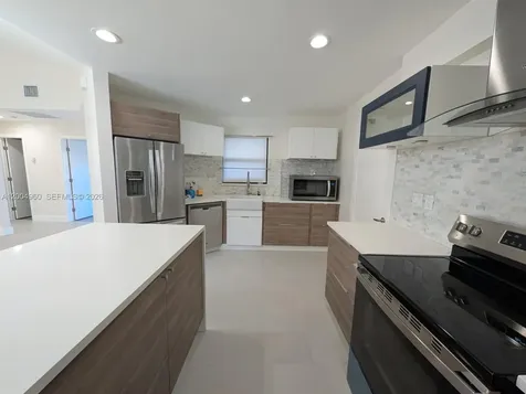 640 SW 113th Terrace Pembroke Pines FL 33025