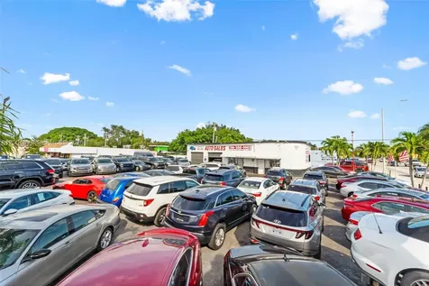 10301 NW 27th Avenue Miami FL 33147