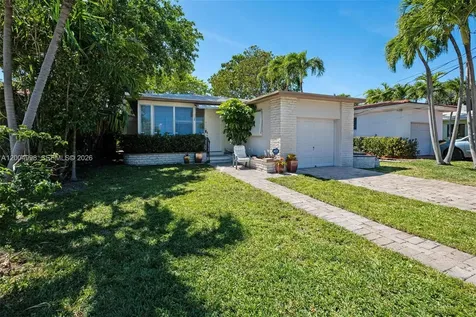 9516 Byron Avenue Surfside FL 33154