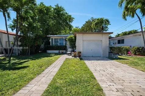 9516 Byron Avenue Surfside FL 33154