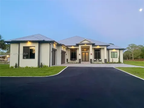 360 13th Street SW Naples FL 34117