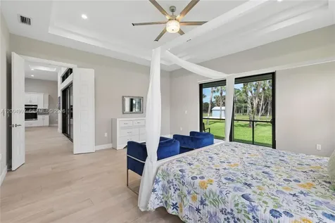 360 13th Street SW Naples FL 34117