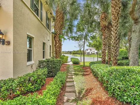 3071 Tortola Way Cooper City FL 33024