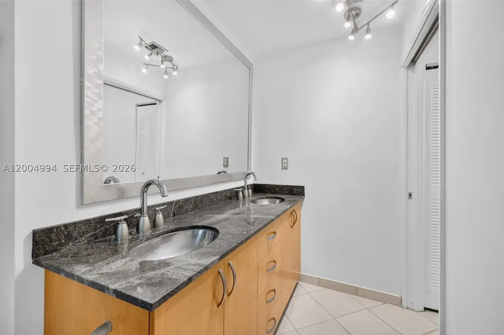 341 City View Drive Fort Lauderdale FL 33311