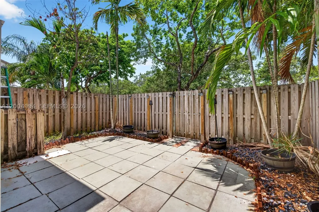341 City View Drive Fort Lauderdale FL 33311