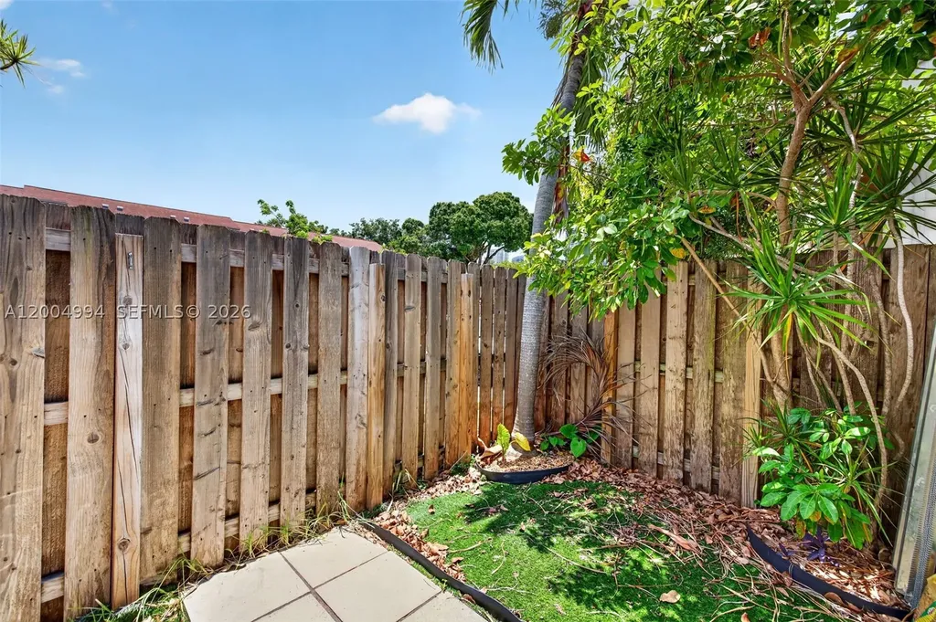 341 City View Drive Fort Lauderdale FL 33311
