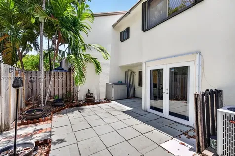 341 City View Drive Fort Lauderdale FL 33311