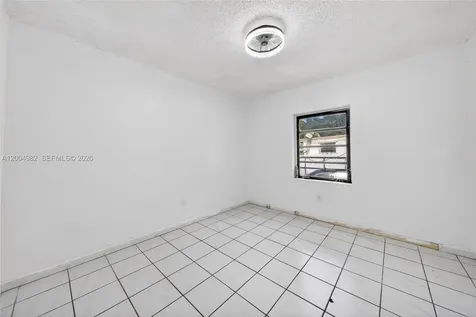 3061 NW 14th Street Miami FL 33125