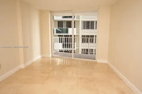1228 West Avenue Miami Beach FL 33139