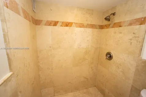 1228 West Avenue Miami Beach FL 33139