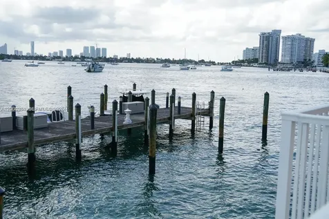 1228 West Avenue Miami Beach FL 33139