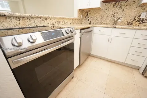 1228 West Avenue Miami Beach FL 33139