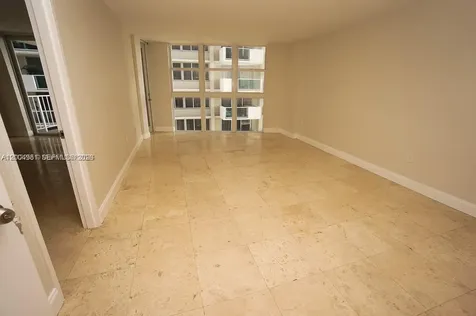 1228 West Avenue Miami Beach FL 33139