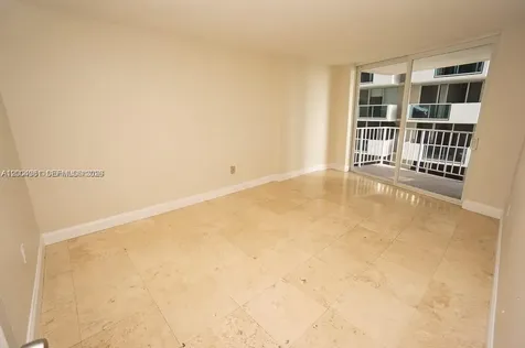 1228 West Avenue Miami Beach FL 33139