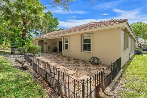 4108 Pine Ridge Lane Weston FL 33331