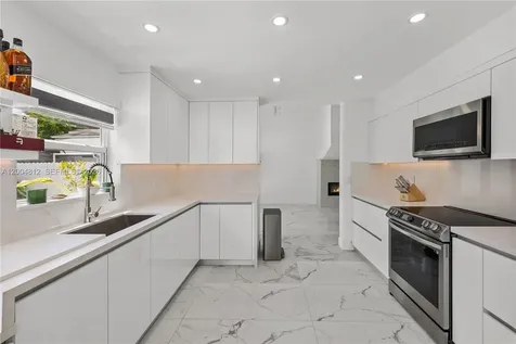14446 SW 95th Terrace Miami FL 33186