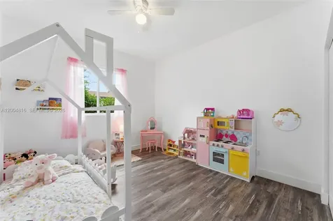 5628 Flagler Street Hollywood FL 33023