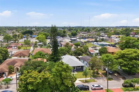 5628 Flagler Street Hollywood FL 33023