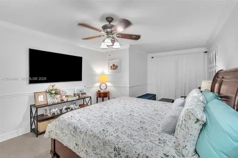 6221 Manchester Lane Davie FL 33331