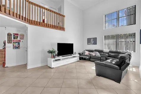 6221 Manchester Lane Davie FL 33331