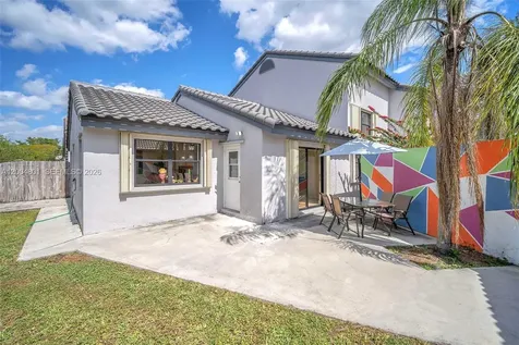 6221 Manchester Lane Davie FL 33331