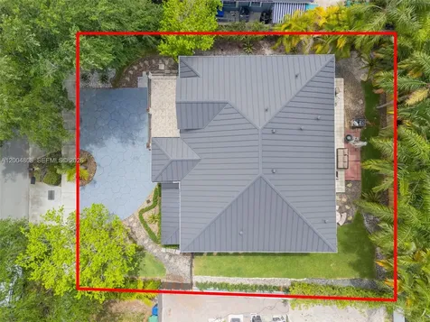 16230 NW 84th Court Miami Lakes FL 33016
