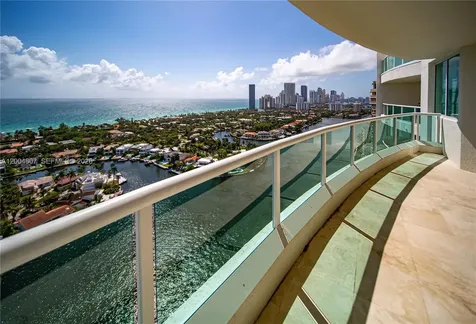 20201 E Country Club Drive Aventura FL 33180