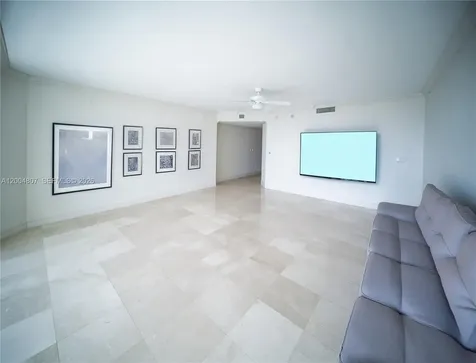 20201 E Country Club Drive Aventura FL 33180