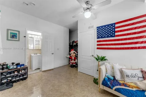 13891 SW 39th Terrace Miami FL 33175