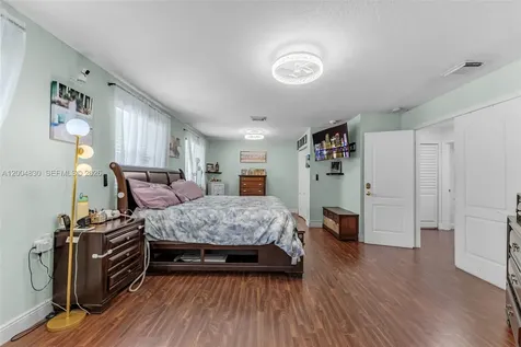 13891 SW 39th Terrace Miami FL 33175