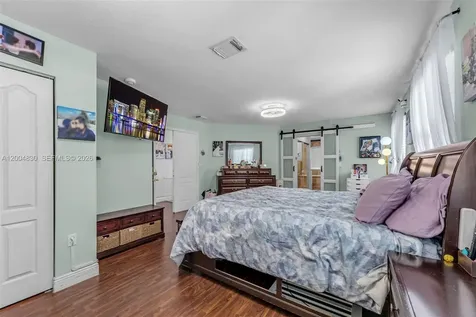 13891 SW 39th Terrace Miami FL 33175