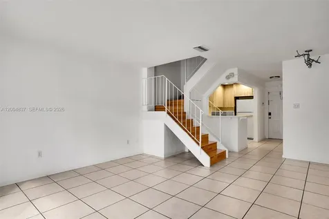 8650 SW 67th Avenue Pinecrest FL 33156