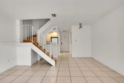8650 SW 67th Avenue Pinecrest FL 33156