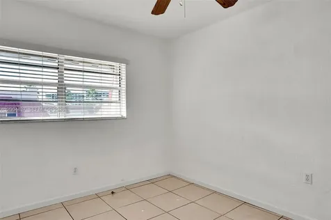 8650 SW 67th Avenue Pinecrest FL 33156