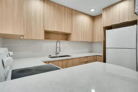 8650 SW 67th Avenue Pinecrest FL 33156