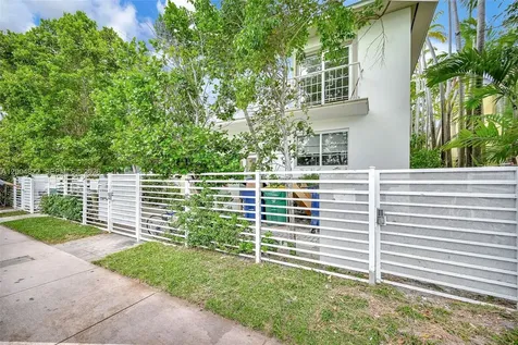 1560 Meridian Avenue Miami Beach FL 33139