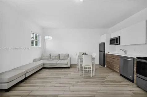 1560 Meridian Avenue Miami Beach FL 33139