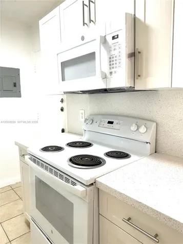 7256 SW 94 Place Miami FL 33173